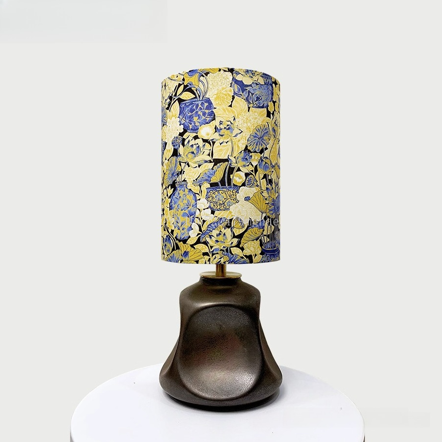 Gilded Liberty Fabric Table La - Century Textile & Sewing Supply Hours recension och pris